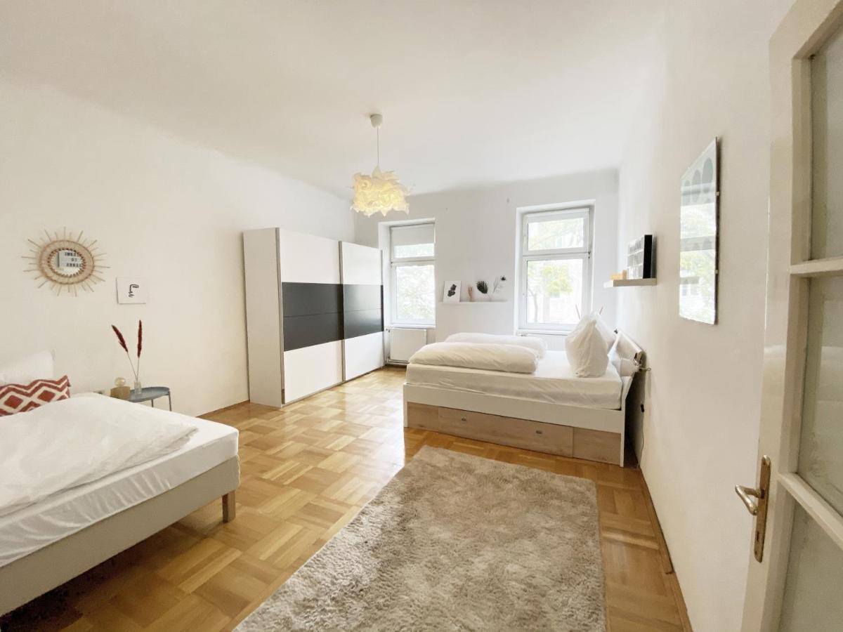 Sunny Apartment Near Belvedere Castle Wien Exterior foto
