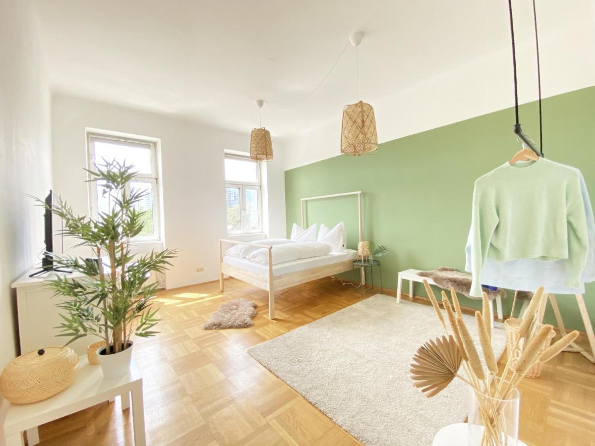 Sunny Apartment Near Belvedere Castle Wien Exterior foto